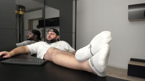 Snapshot of dravenpeak chatting on November 10, 2025, 11:26 pm DravenPeak online show from November 10, 2025, 11:26 pm