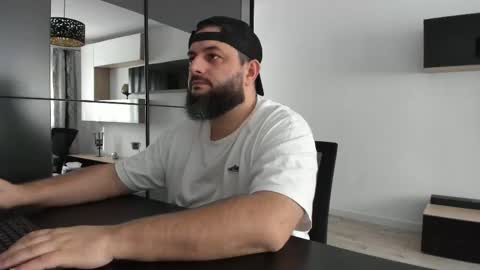 Snapshot of dravenpeak chatting on November 13, 2025, 12:26 pm DravenPeak online show from November 13, 2025, 12:26 pm