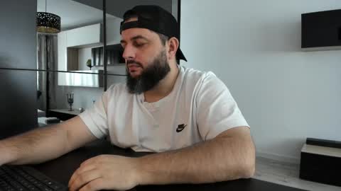 Snapshot of dravenpeak chatting on November 14, 2025, 7:07 am DravenPeak online show from November 14, 2025, 7:07 am