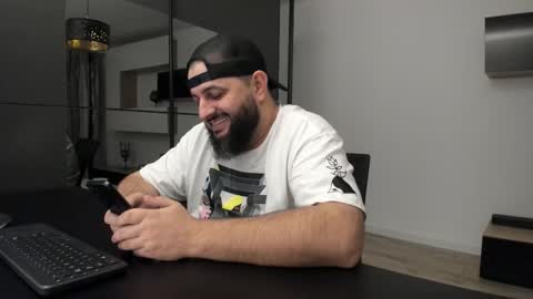 Snapshot of dravenpeak chatting on November 23, 2025, 10:53 pm DravenPeak online show from November 23, 2025, 10:53 pm