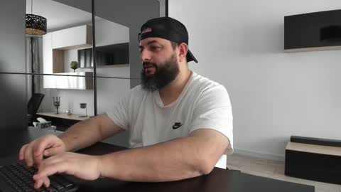 Snapshot of dravenpeak chatting on December 19, 2025, 12:23 pm DravenPeak online show from December 19, 2025, 12:23 pm