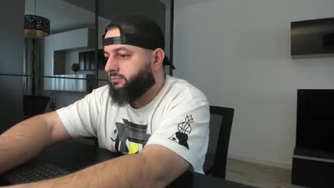 Snapshot of dravenpeak chatting on January 10, 2026, 12:40 pm DravenPeak online show from January 10, 2026, 12:40 pm