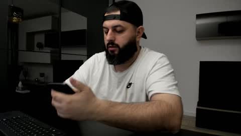 Snapshot of dravenpeak chatting on February 27, 2026, 7:36 pm DravenPeak online show from February 27, 2026, 7:36 pm