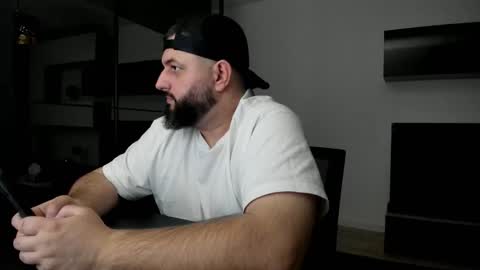 Snapshot of dravenpeak chatting on March 3, 2026, 11:43 pm DravenPeak online show from March 3, 2026, 11:43 pm