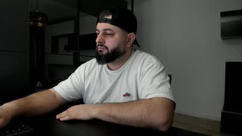 Snapshot of dravenpeak chatting on March 16, 2026, 7:07 pm DravenPeak online show from March 16, 2026, 7:07 pm