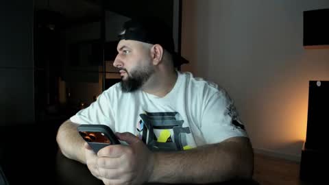 Snapshot of dravenpeak chatting on March 20, 2026, 9:19 pm DravenPeak online show from March 20, 2026, 9:19 pm