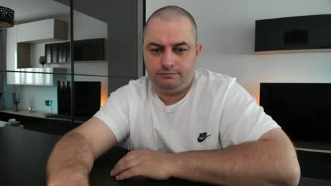 Snapshot of dravenpeak chatting on June 4, 2026, 9:59 am DravenPeak online show from June 4, 2026, 9:59 am