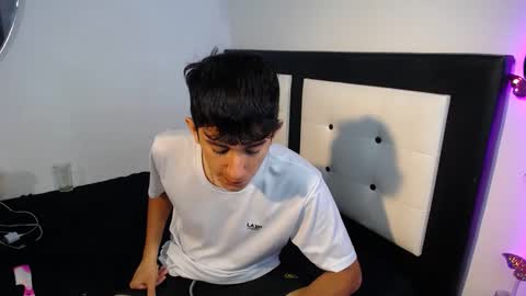 -- nicolle and jhon -- online show from September 14, 2025, 7:18 am