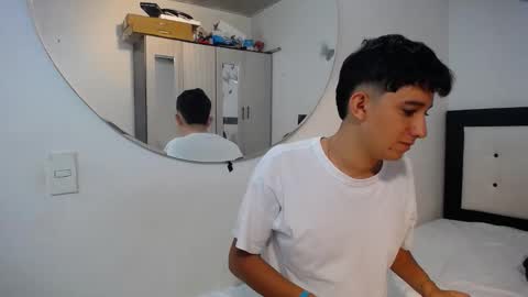 -- nicolle and jhon -- online show from December 4, 2025, 6:12 am