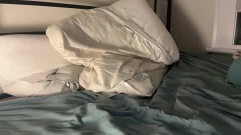 Snapshot of dre0000000 chatting on November 14, 2025, 10:36 am dre0000000 online show from November 14, 2025, 10:36 am