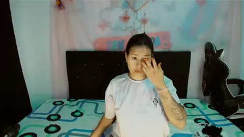 Snapshot of dream__girls69944 chatting on July 30, 2026, 8:35 am sharon online show from July 30, 2026, 8:35 am