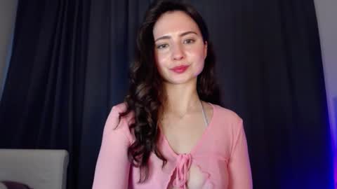 Nicole online show from January 18, 2025, 2:44 pm