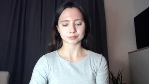 Nicole online show from January 10, 2026, 3:03 pm