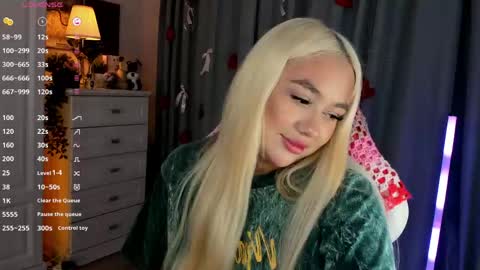Snapshot of dreamaise chatting on April 23, 2026, 5:48 pm Mary pvt open use pink and blue app lovense online show from April 23, 2026, 5:48 pm