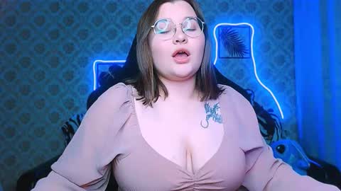 Snapshot of dreamforyoue2 chatting on October 1, 2025, 7:20 pm dreamforyoue2 online show from October 1, 2025, 7:20 pm