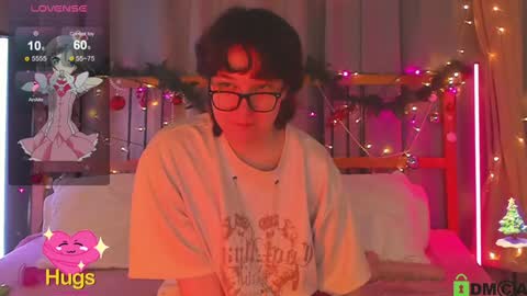 Snapshot of dreamgirllove chatting on December 23, 2024, 5:06 am Billy online show from December 23, 2024, 5:06 am