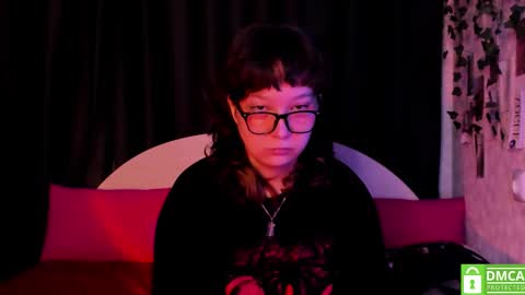 Snapshot of dreamgirllove chatting on October 19, 2025, 1:50 am Billy online show from October 19, 2025, 1:50 am