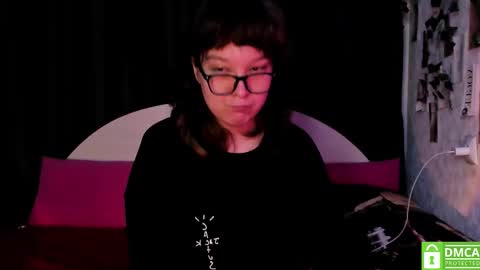 Snapshot of dreamgirllove chatting on November 1, 2025, 1:29 am Billy online show from November 1, 2025, 1:29 am