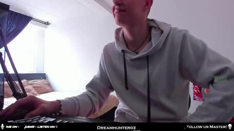 Your lord. - ONLINE  1500 Pm to 2100 Pm - New York Hour online show from January 8, 2026, 7:49 pm