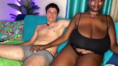 Snapshot of dreaminterracial chatting on February 14, 2026, 3:20 pm InterracialDream online show from February 14, 2026, 3:20 pm