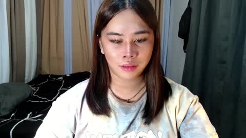 Stacy DONT FORGET TO FOLLOW ME AND THUMBS UP my wife samgrg2 online show from March 10, 2025, 5:18 pm