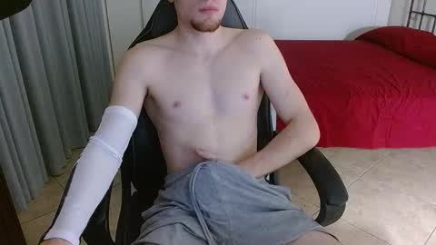 DreamBoy online show from September 23, 2025, 12:35 am