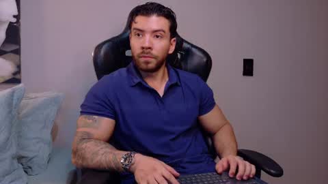 Snapshot of dreammr1 chatting on June 10, 2026, 11:03 pm cris online show from June 10, 2026, 11:03 pm