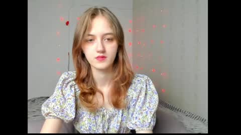 dreamy_pollyyy online show from May 12, 2026, 6:05 pm