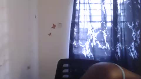 Snapshot of dreamy_wetpussy chatting on June 1, 2026, 6:48 am BEAUTY online show from June 1, 2026, 6:48 am