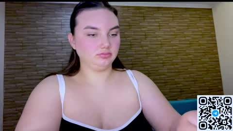 Mila online show from April 30, 2026, 7:04 am