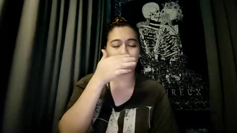 dreamycreamyst online show from December 28, 2024, 1:29 am