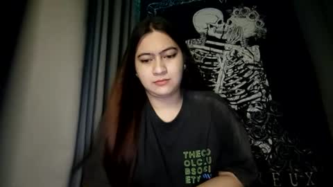 dreamycreamyst online show from February 5, 2025, 11:28 pm