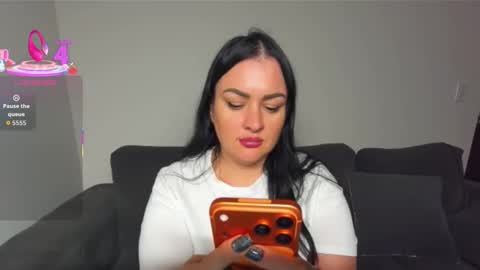 Snapshot of dreamyhousewife1 chatting on November 14, 2025, 7:23 pm dreamyhousewife1 online show from November 14, 2025, 7:23 pm