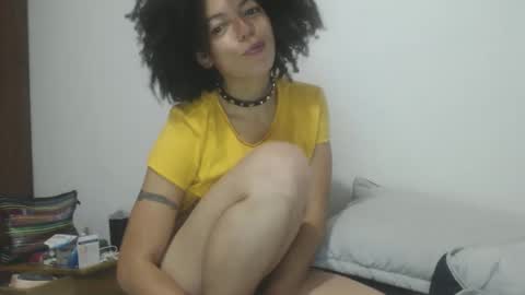 DreamyLatina online show from February 5, 2026, 1:54 am