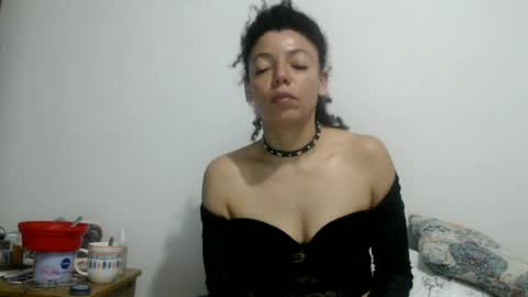 Snapshot of dreamylatina chatting on June 20, 2026, 2:03 am DreamyLatina online show from June 20, 2026, 2:03 am