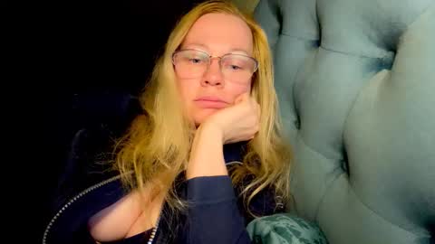 Kate online show from October 20, 2025, 6:30 pm