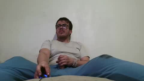 Snapshot of dreblighton01 chatting on December 4, 2025, 12:20 am dreblighton01 online show from December 4, 2025, 12:20 am