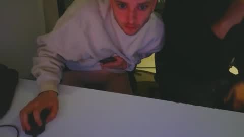 Snapshot of drei4w chatting on February 23, 2026, 12:52 am drei4w online show from February 23, 2026, 12:52 am