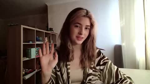 Dia online show from February 10, 2026, 9:24 am