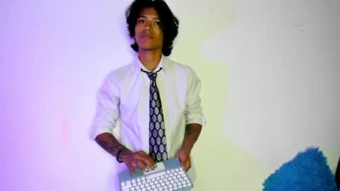 Snapshot of dreyk20 chatting on August 3, 2026, 6:55 pm Dreyk online show from August 3, 2026, 6:55 pm