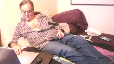 Dr. Feelgood online show from December 16, 2024, 3:40 am