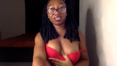 luna online show from March 10, 2026, 5:01 am