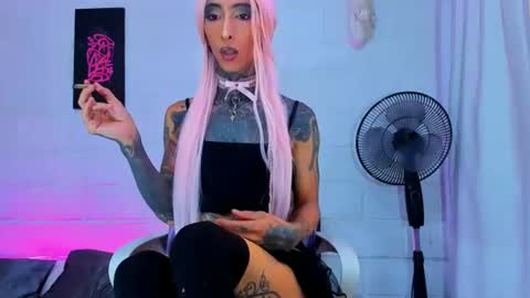drippyorlove online show from July 8, 2026, 7:51 pm