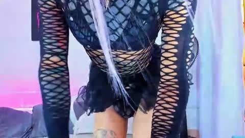 drippyorlove online show from July 10, 2026, 8:22 pm