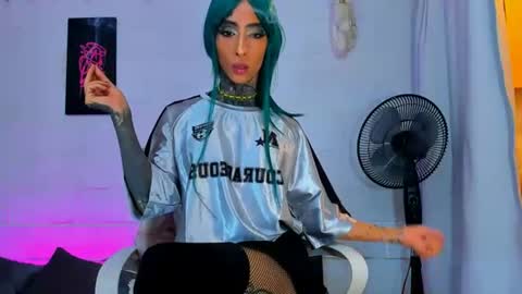 drippyorlove online show from July 25, 2026, 4:37 pm