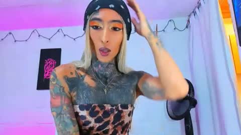 drippyorlove online show from July 27, 2026, 6:37 pm