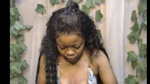 Snapshot of dripqueenx chatting on September 15, 2025, 10:15 am linda online show from September 15, 2025, 10:15 am