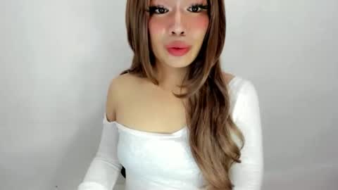 miss. Erika online show from October 7, 2025, 2:09 am