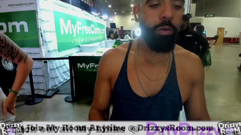 Snapshot of drizzys_room chatting on December 6, 2024, 11:25 pm DirtyDrizzy online show from December 6, 2024, 11:25 pm