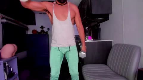 Snapshot of drizzys_room chatting on December 16, 2025, 10:09 am DirtyDrizzy online show from December 16, 2025, 10:09 am